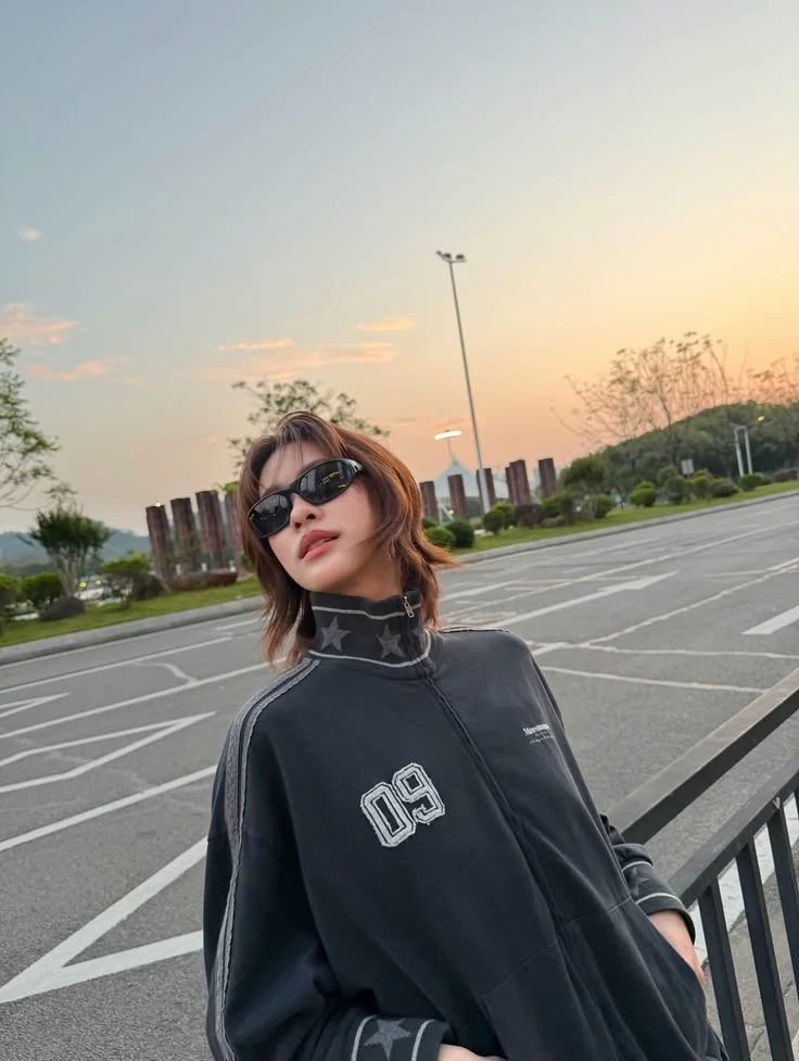 emi thasorn thumbnail