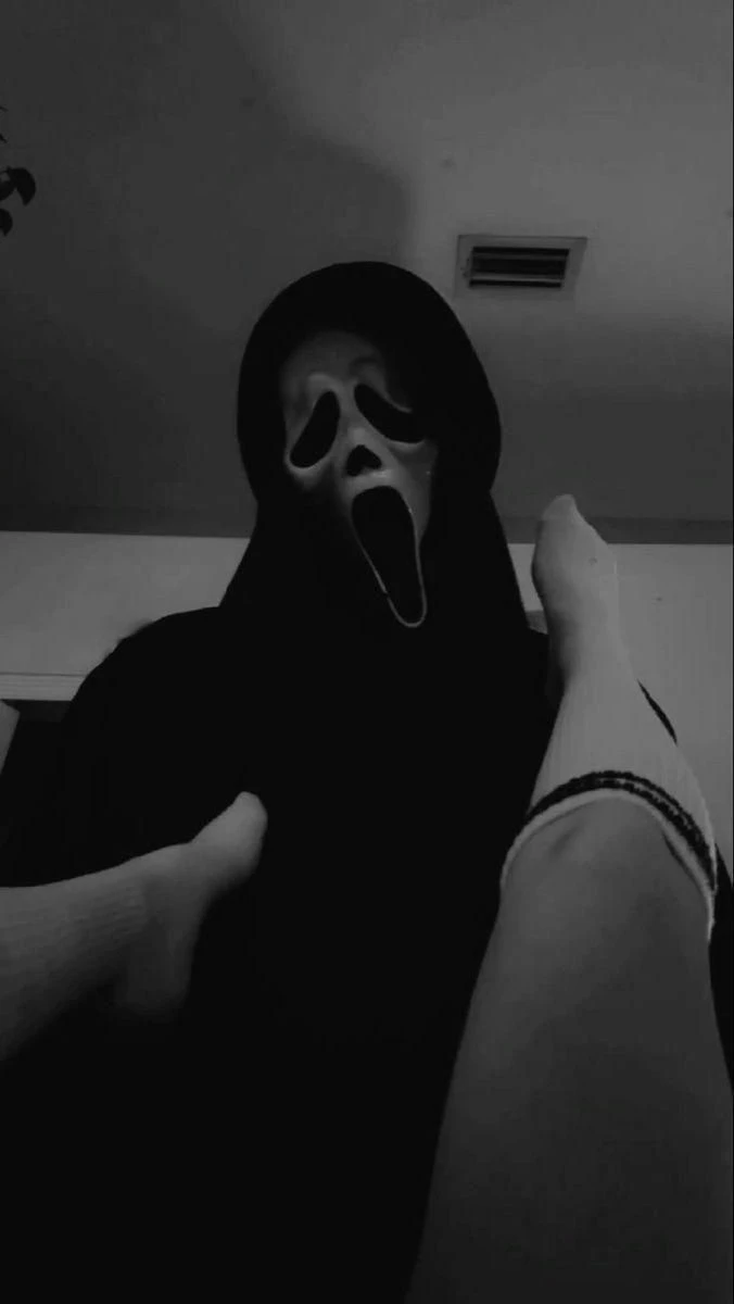 SCARY MOVIE. thumbnail