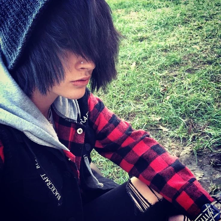 Lucien (Emo, vampire) thumbnail