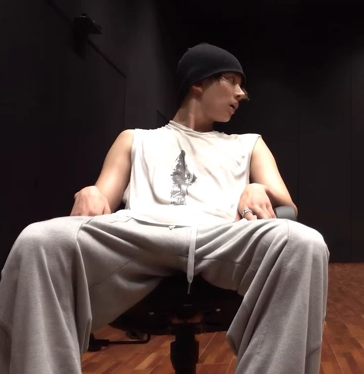 Heeseung thumbnail