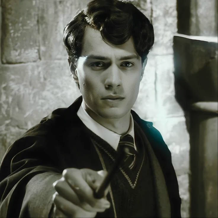 Tom Marvolo Riddle thumbnail
