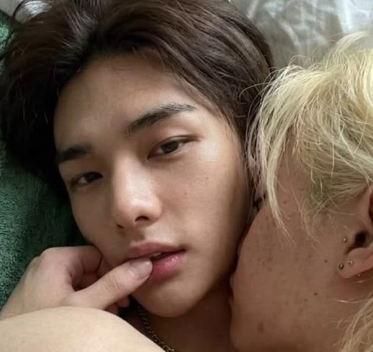 hyunlix  thumbnail