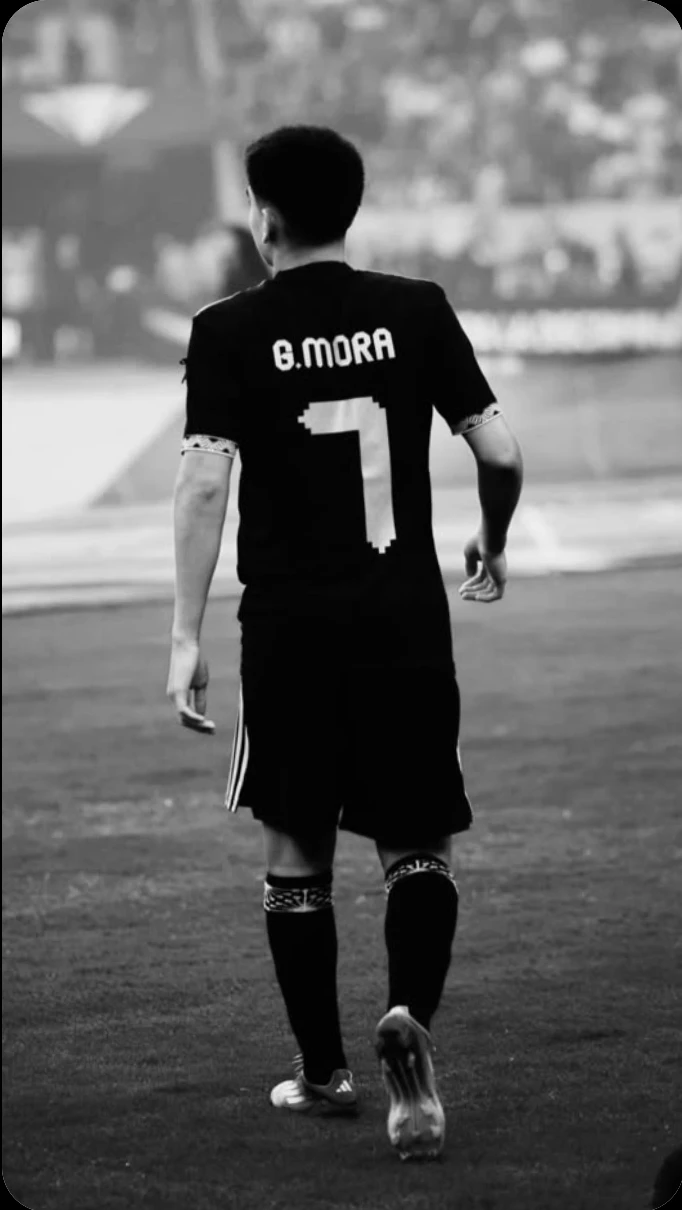 Gilberto Mora thumbnail