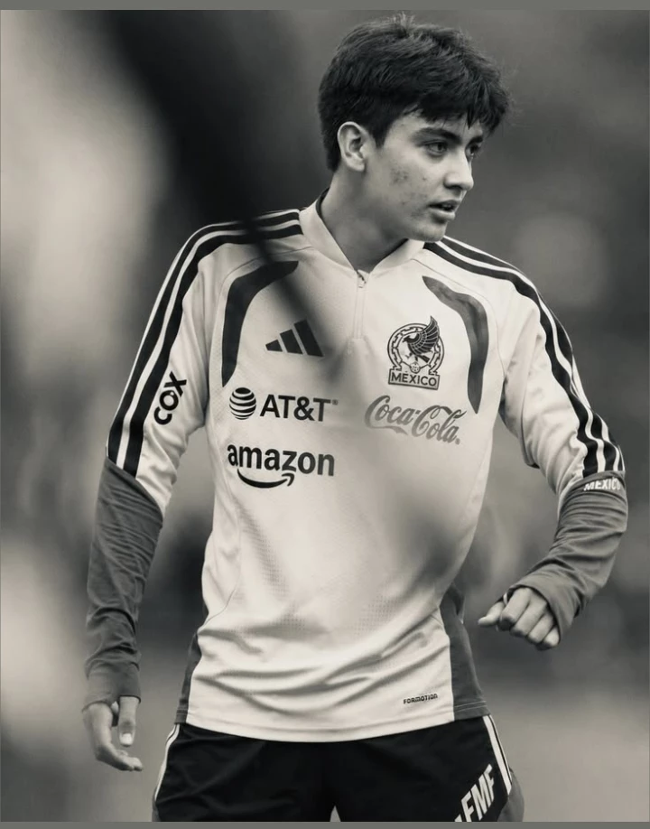 Gilberto Mora thumbnail