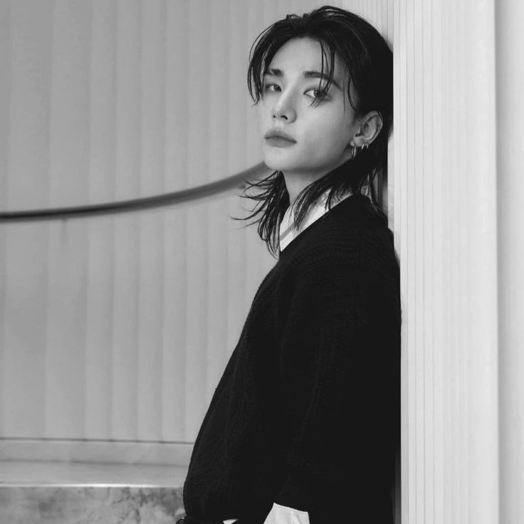 Hyunjin thumbnail