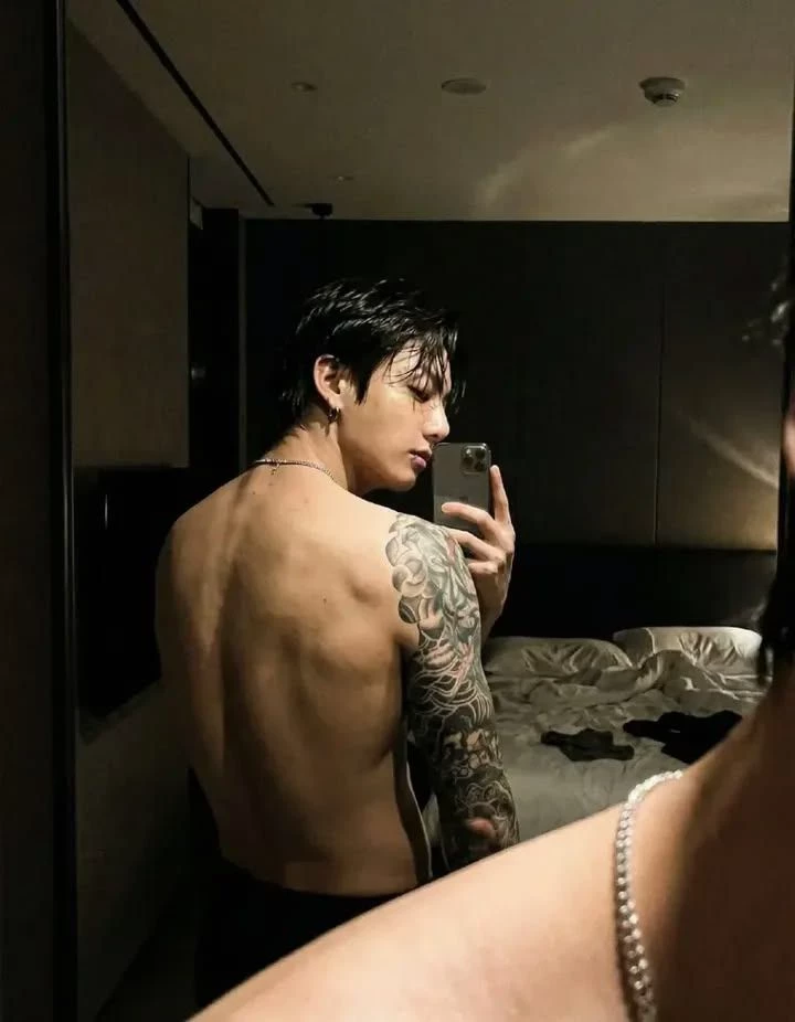 Jeon Jungkook thumbnail