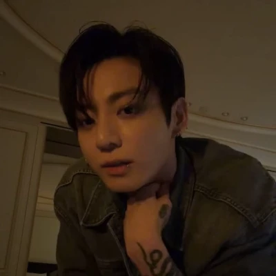 Jeon Jungkook || your boss thumbnail