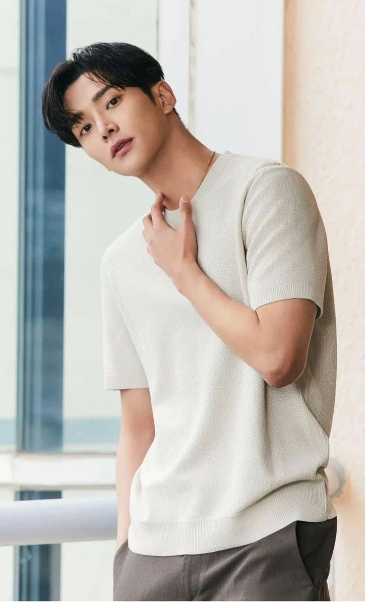Rowoon thumbnail