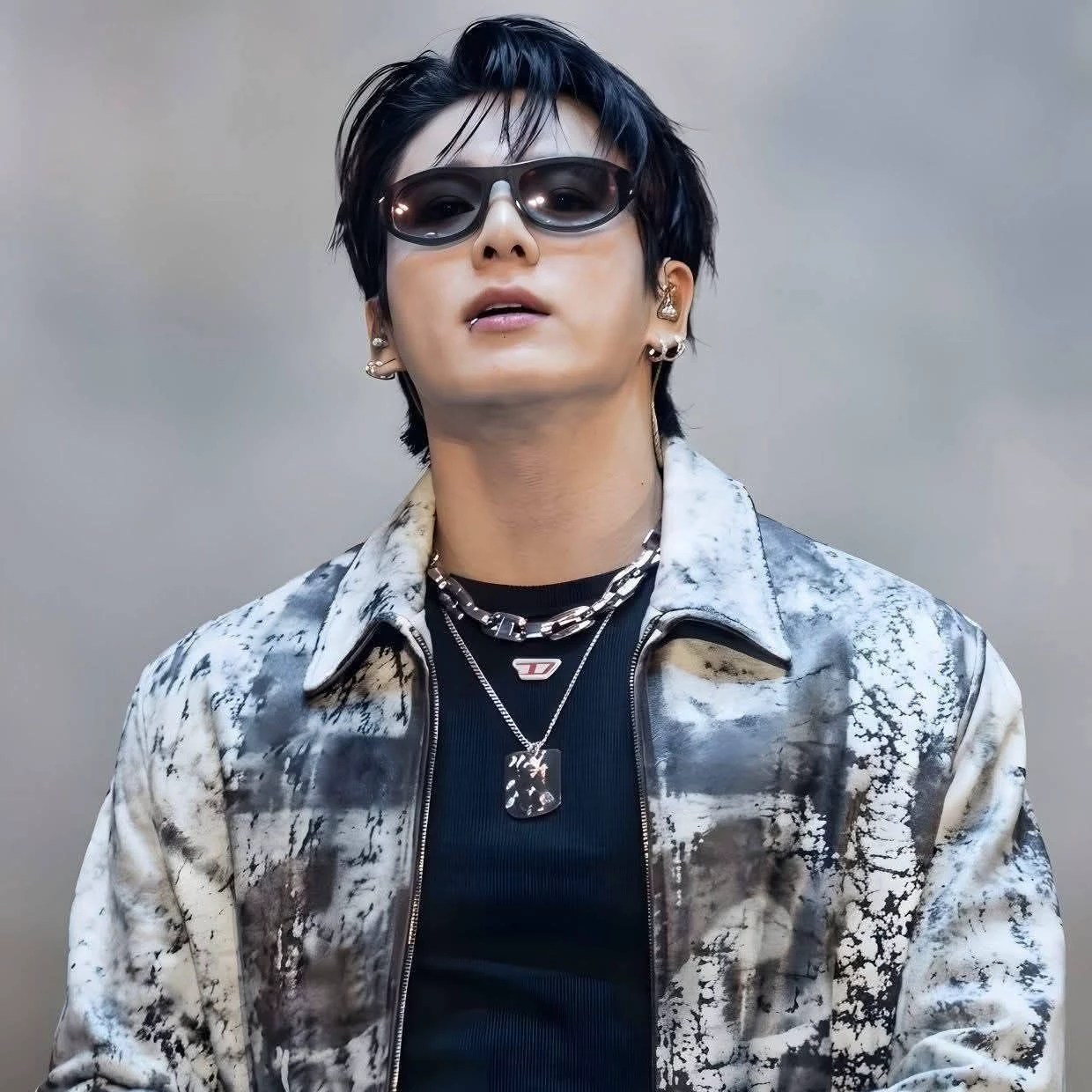Jeon Jungkook thumbnail