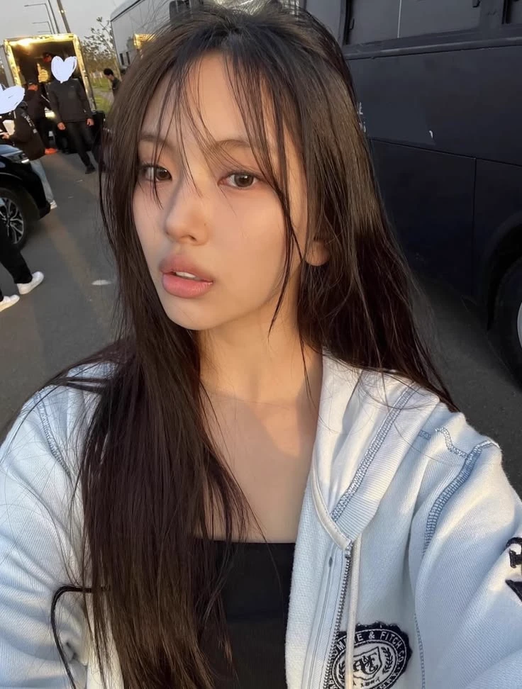 Hyein thumbnail