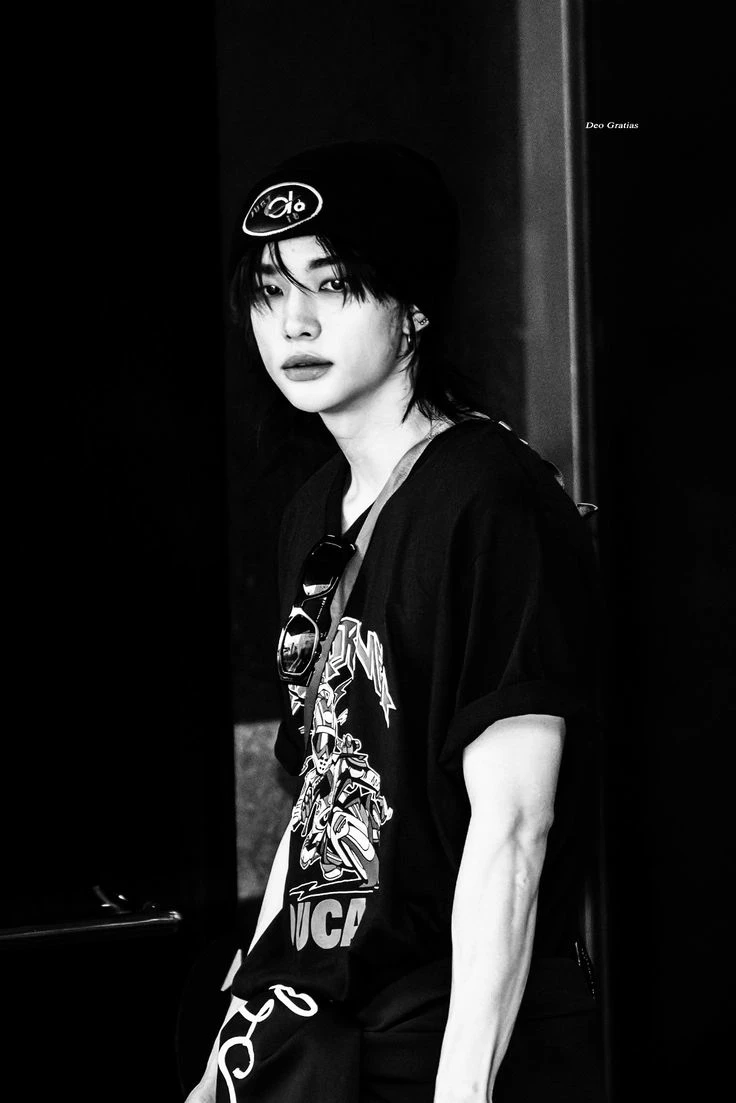 hyunjin thumbnail