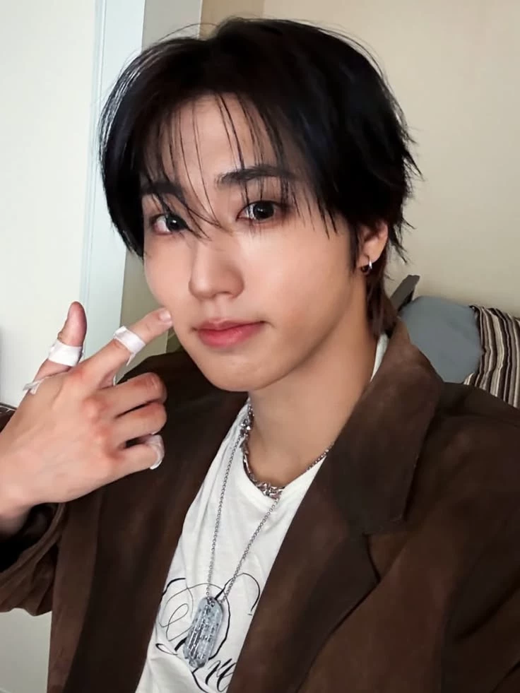 Han Jisung thumbnail