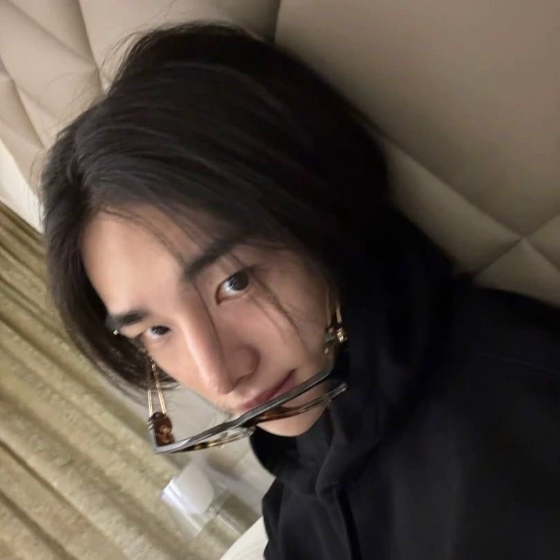 Hyunjin thumbnail
