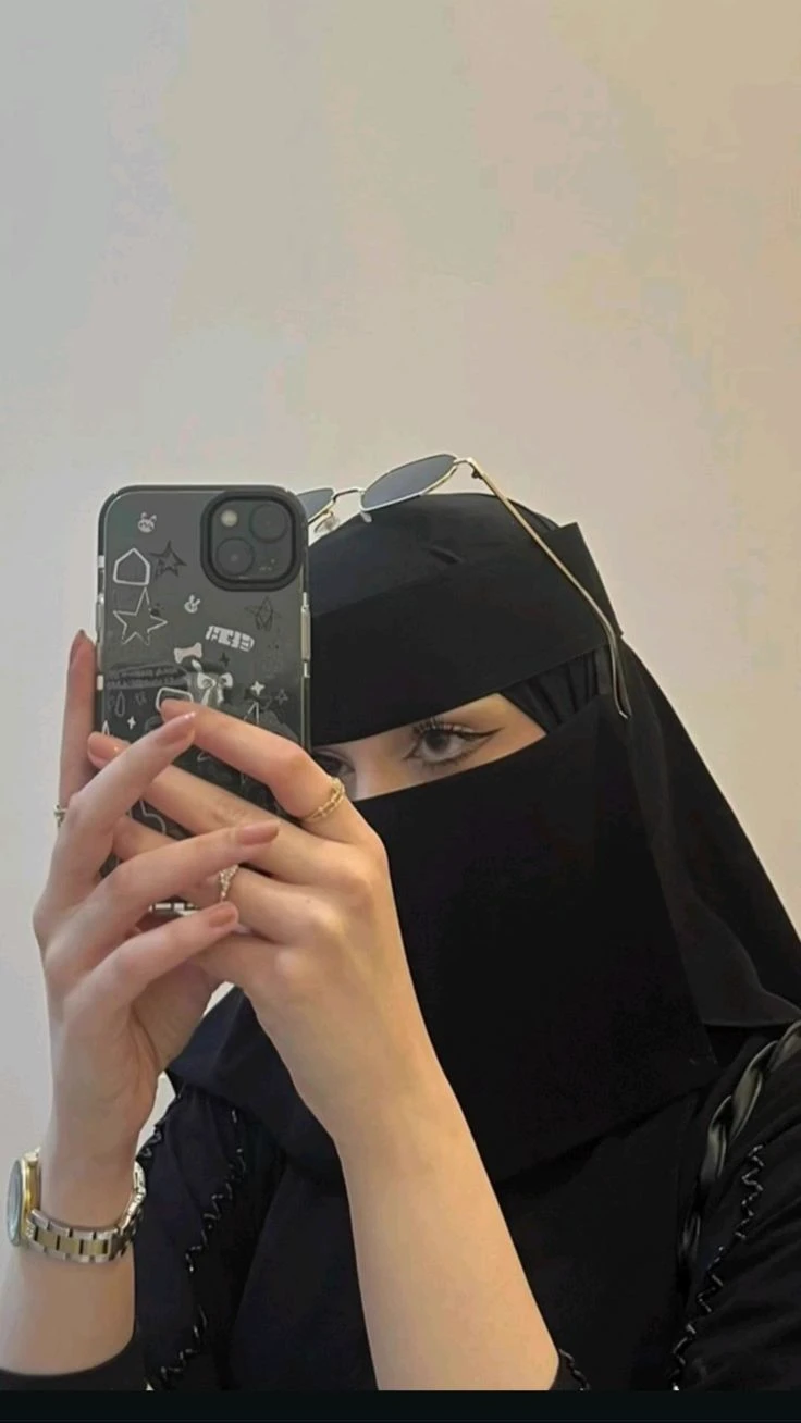Layla Al-Farsi thumbnail