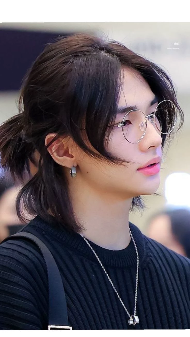 Hyunjin thumbnail