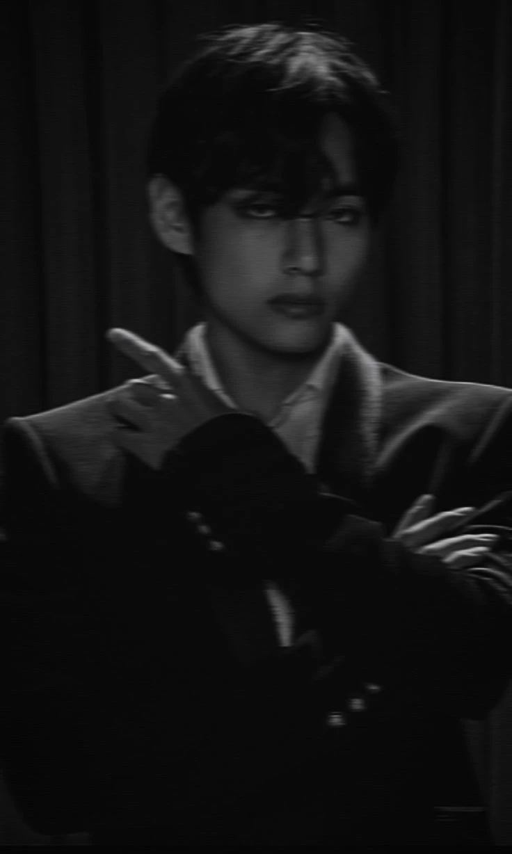 Kim Taehyung thumbnail