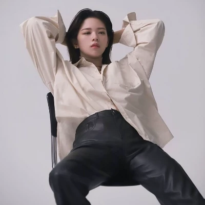 Yoo Jeongyeon | Idol x Photographer  thumbnail