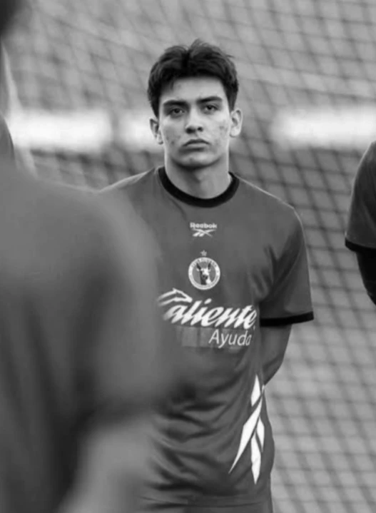 Gilberto Mora thumbnail
