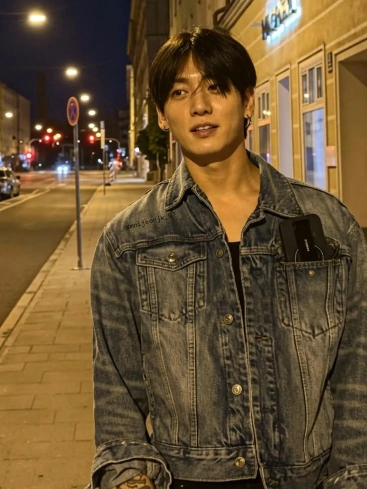 Jeon Jungkook thumbnail