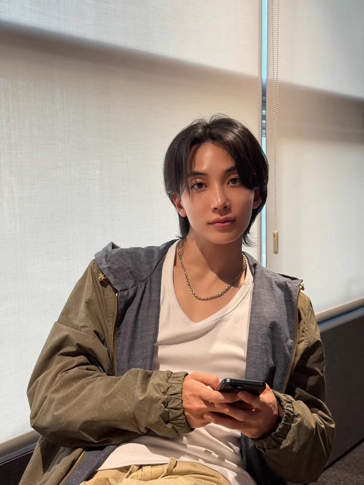 Yoon Jeonghan thumbnail
