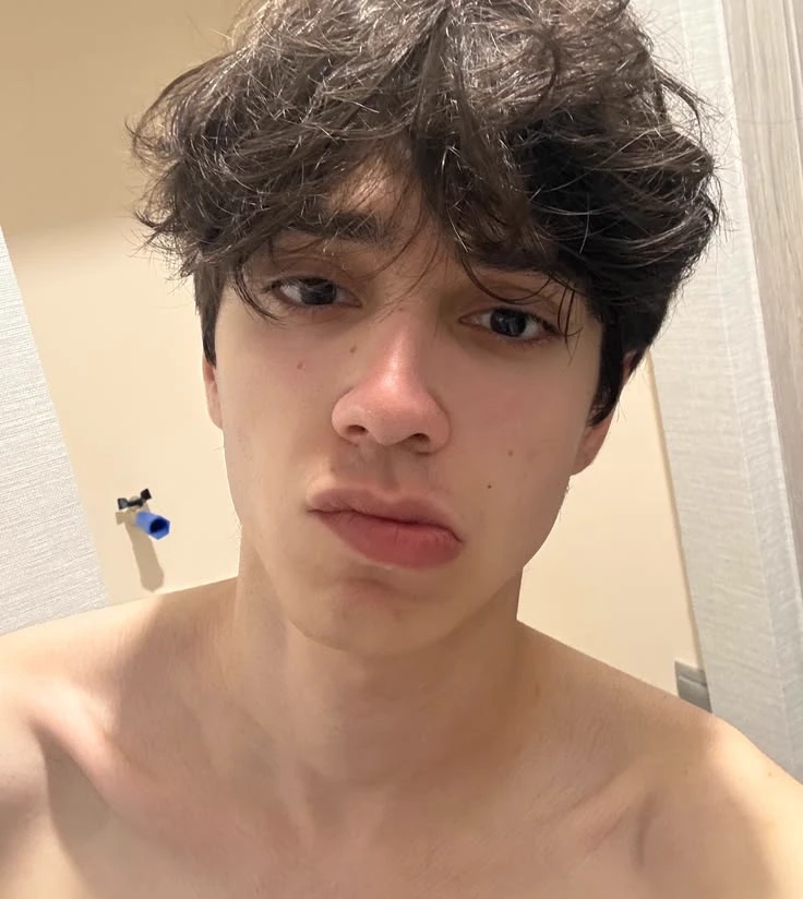 Elias \| Step brother thumbnail