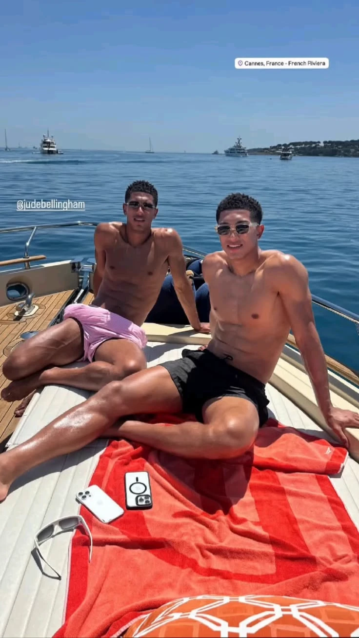 Jobe and Jude Bellingham thumbnail