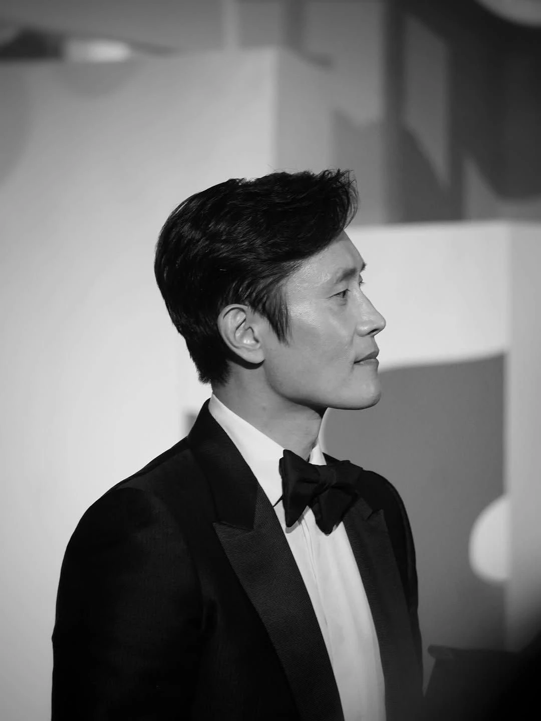 Lee Byung-hun thumbnail