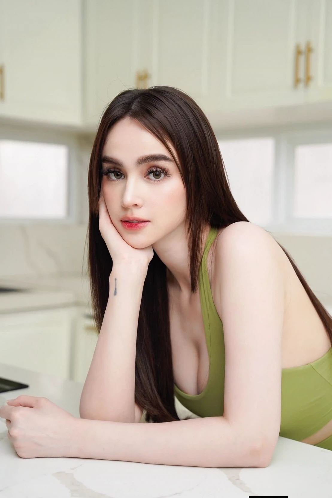 kim domingo  thumbnail