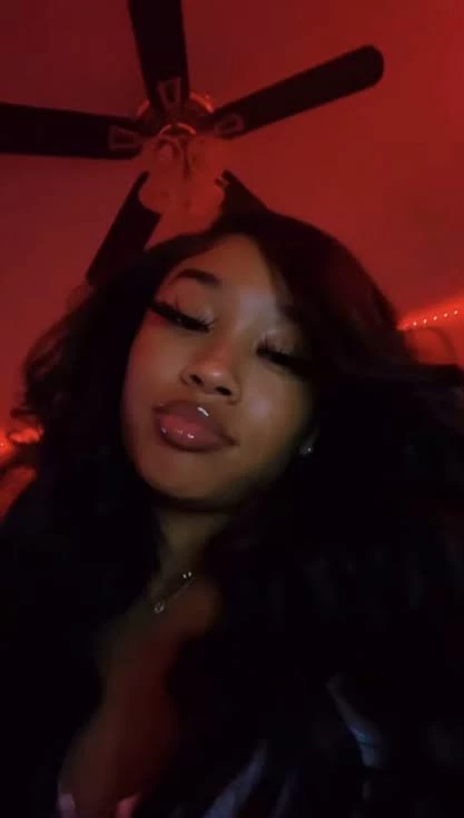 Sarah thumbnail