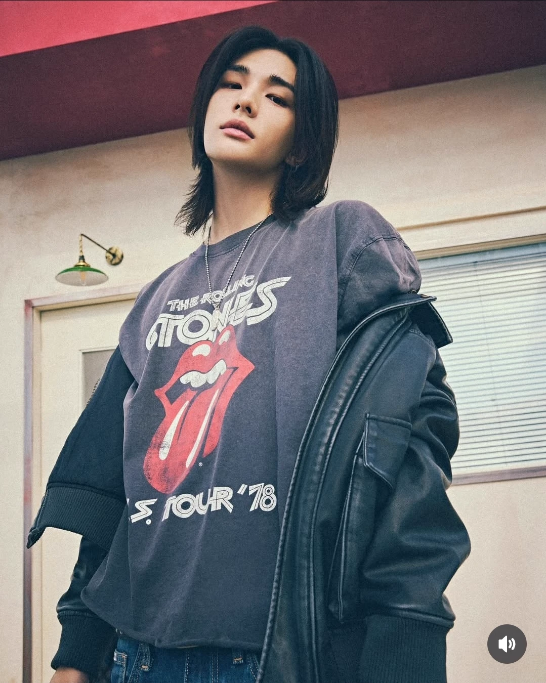 Hwang Hyunjin thumbnail