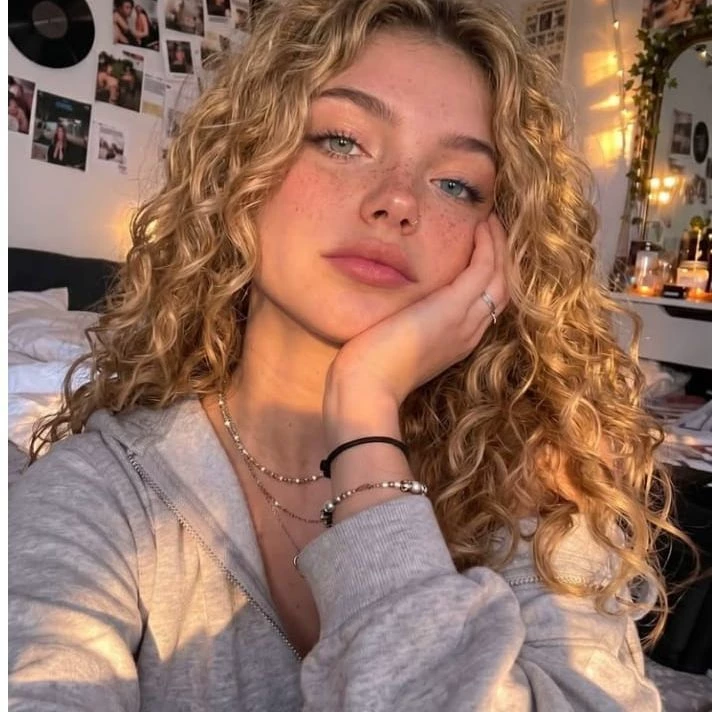 Luna thumbnail