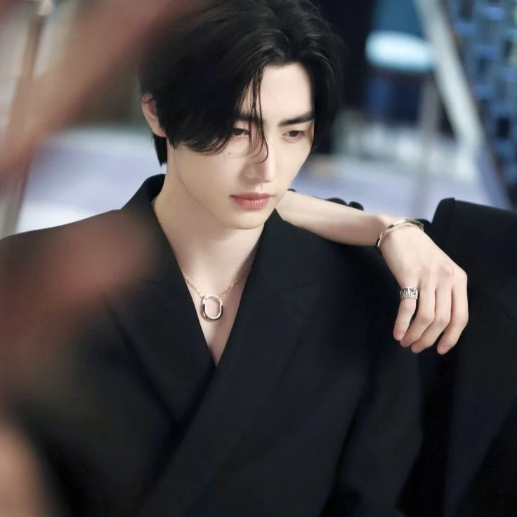 Sunghoon thumbnail