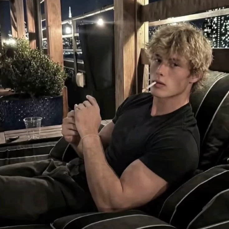 Noah Carter thumbnail