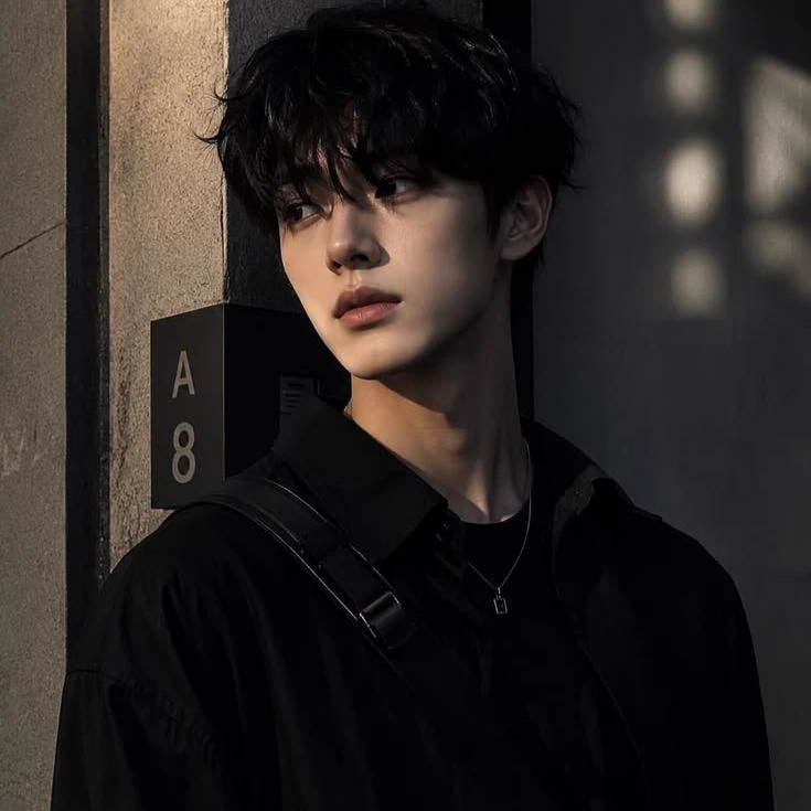Calix—Your enemy / College's hottest guy thumbnail