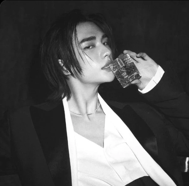 Hyunjin is the mafia boss thumbnail