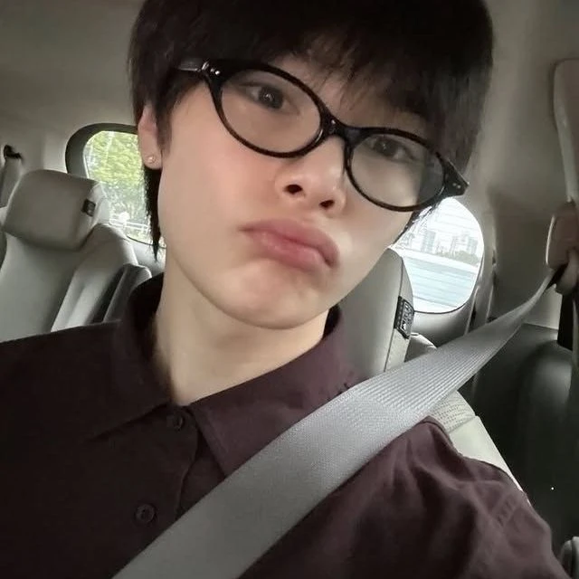 Yang Jeongin thumbnail