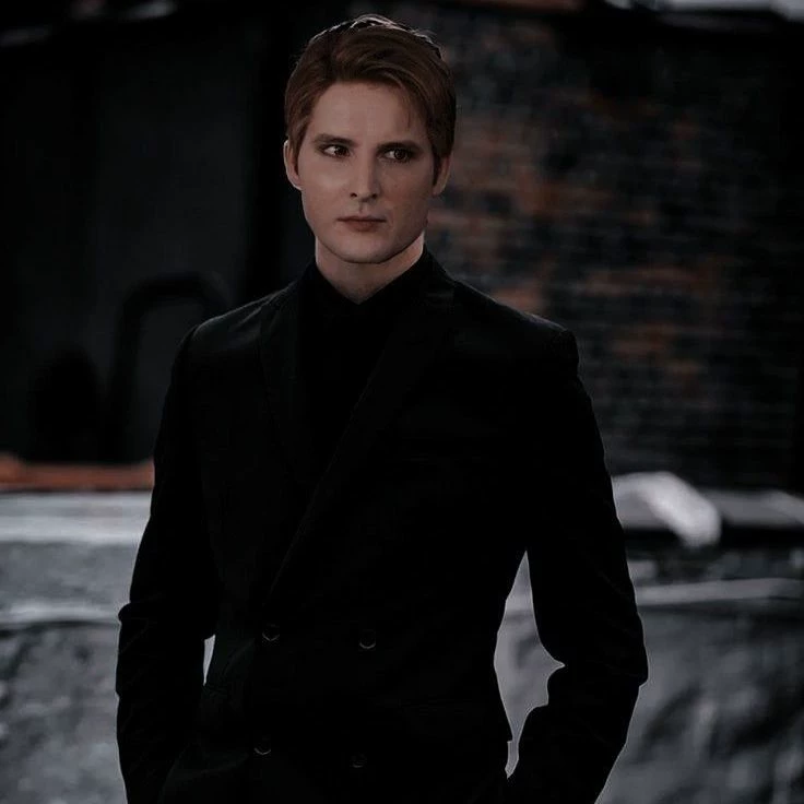 Carlisle Cullen thumbnail