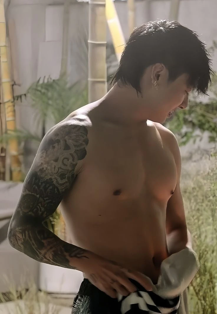 Jeon Jungkook thumbnail