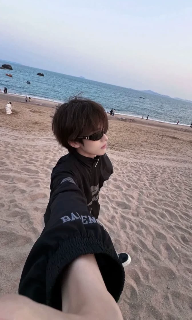 Jiang Yichen thumbnail