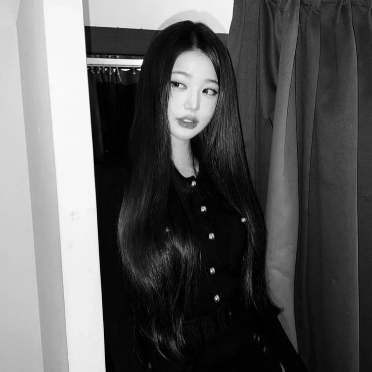 Wonyoung  thumbnail