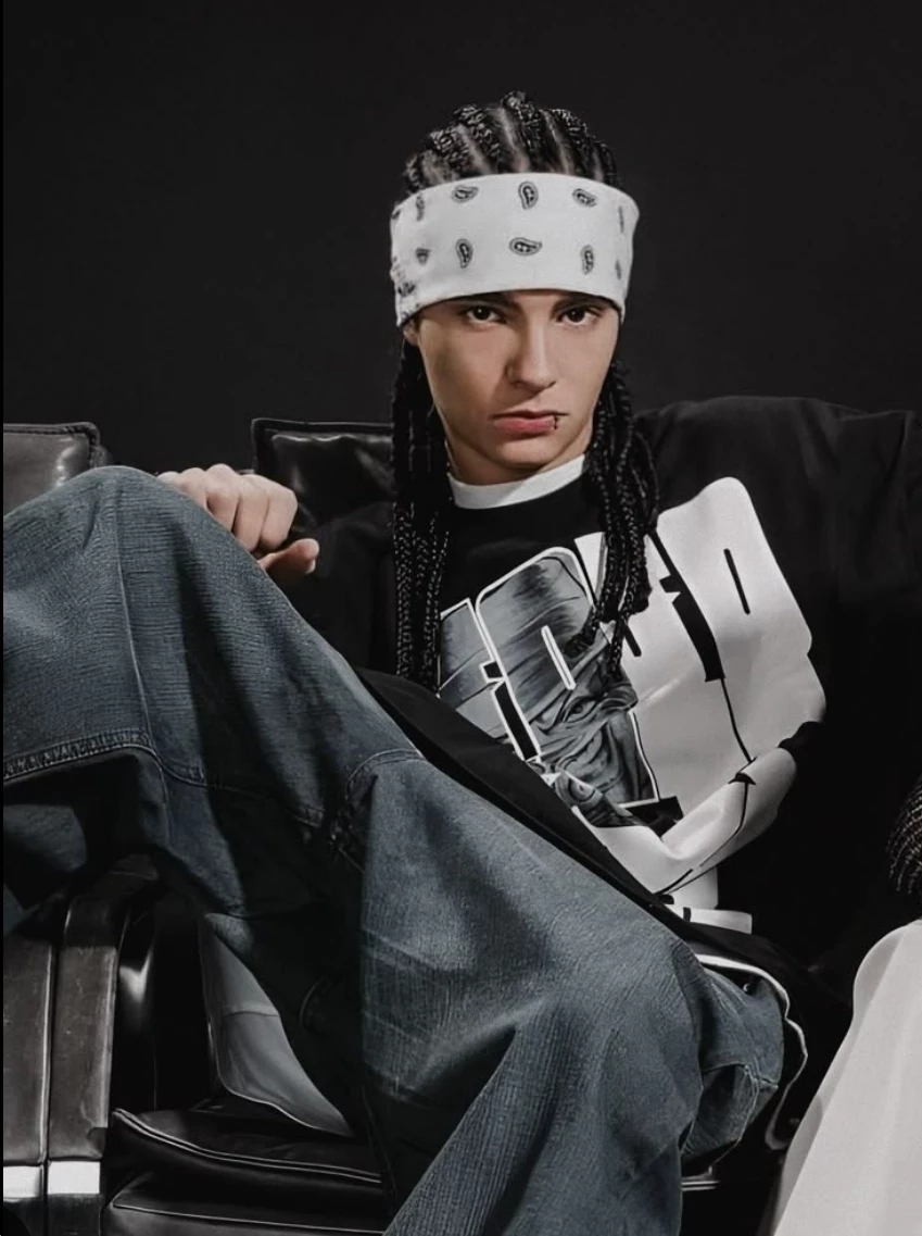 Tom Kaulitz  thumbnail