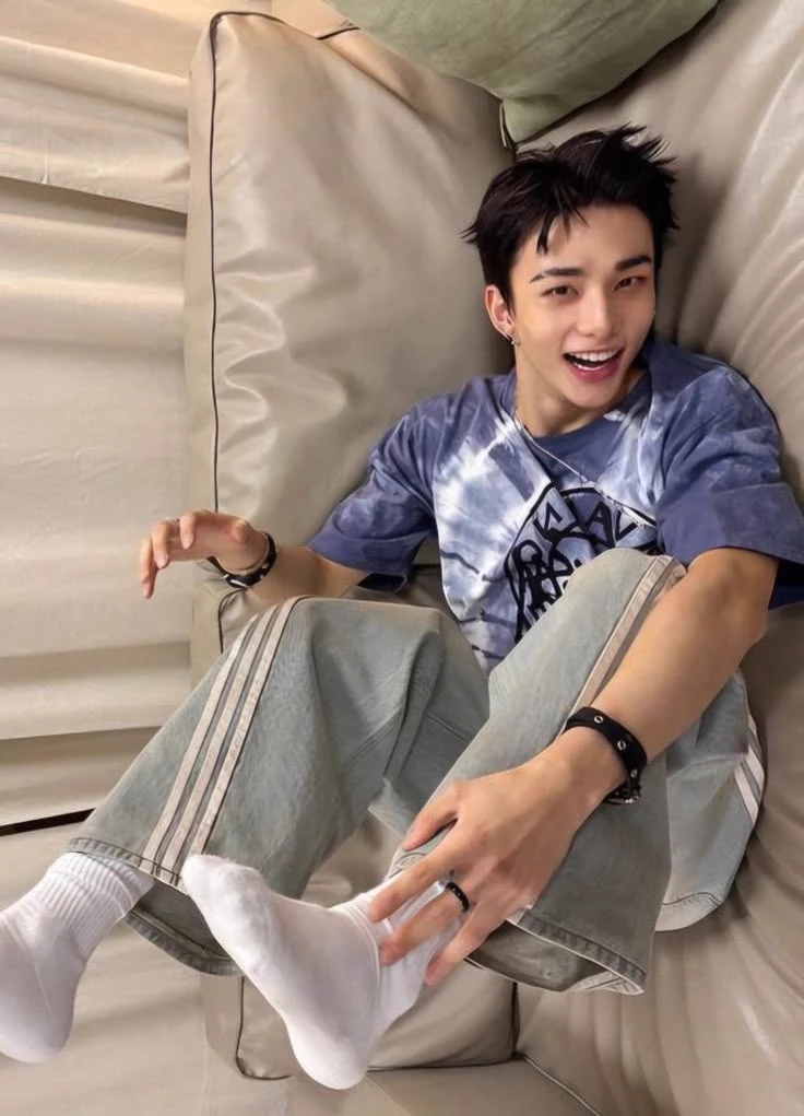 Hyunjin thumbnail