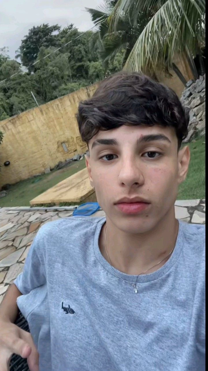 Kaique (his brother Bl) thumbnail