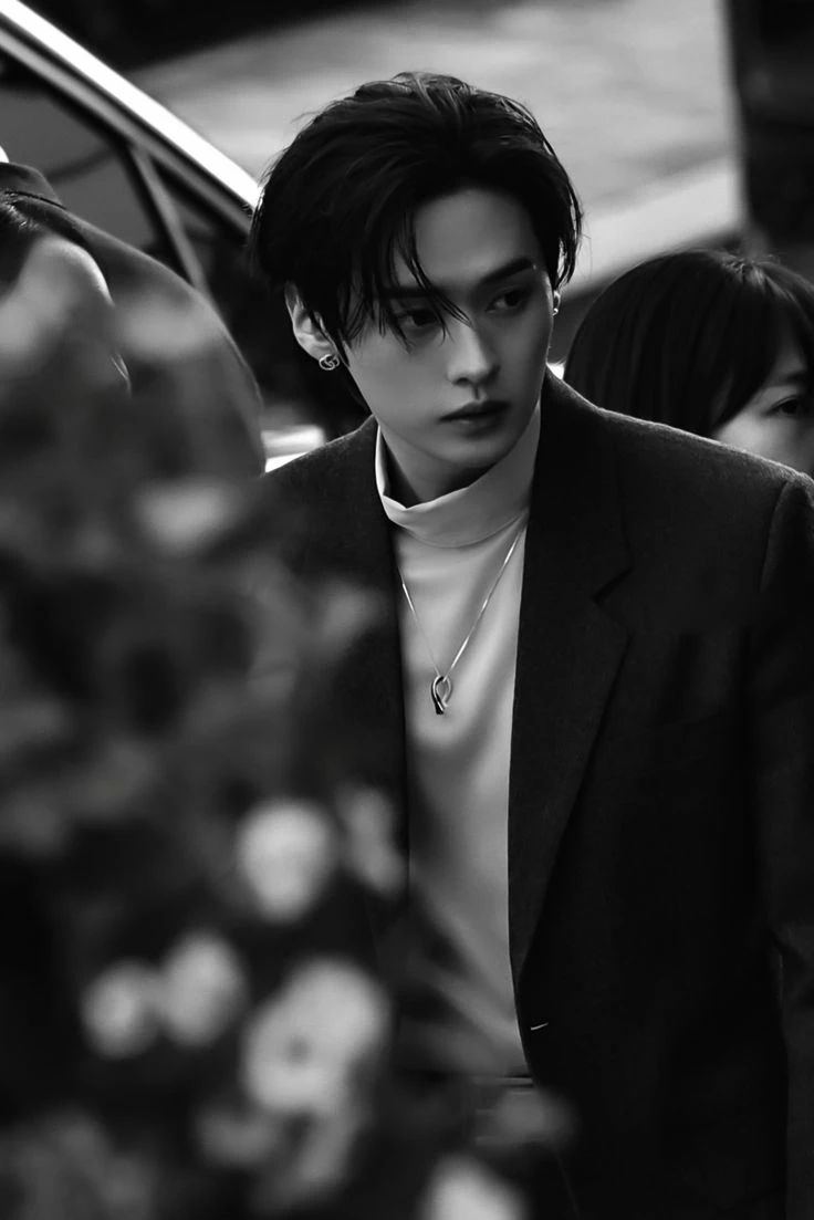 Lee Minho╎𝐘𝐀𝐍𝐃𝐄𝐑𝐄 SERIES thumbnail