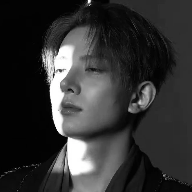 Lee heeseung. thumbnail