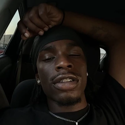 Malek (dreadhead, black man)  thumbnail