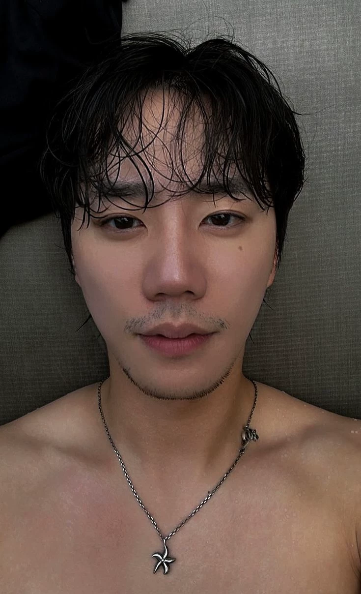lee junyoung thumbnail