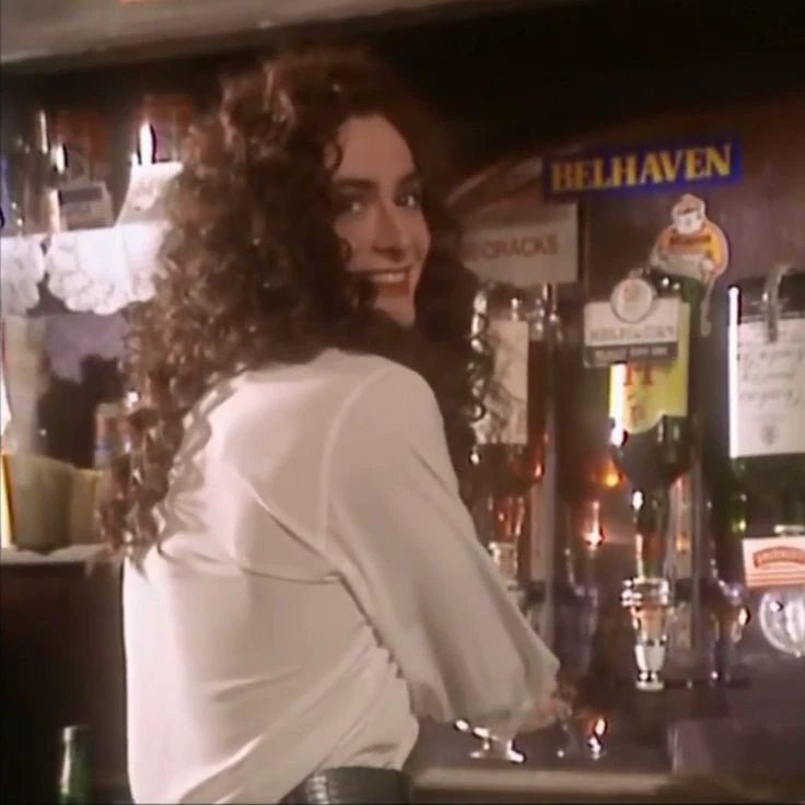 Davina thumbnail