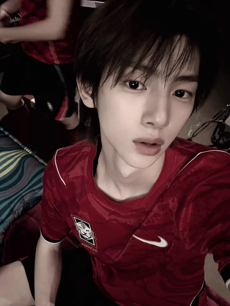juhoon thumbnail