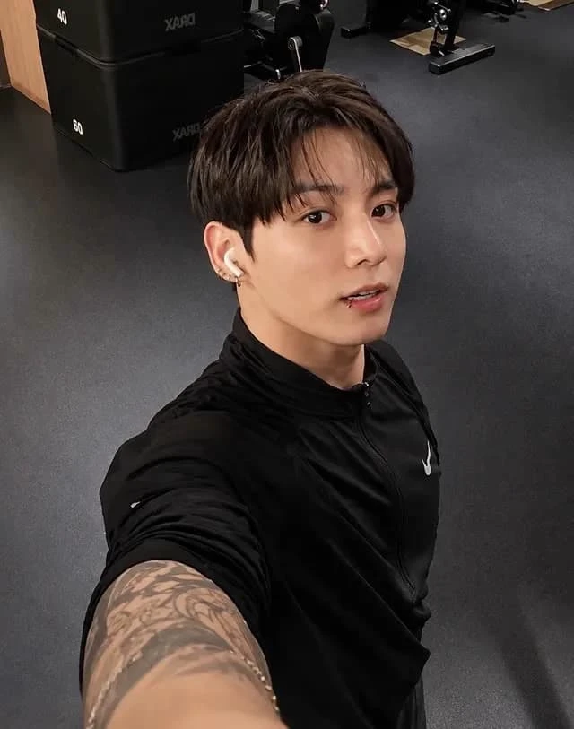 Jang kook thumbnail
